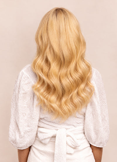 16 inch Full Volume Clip in Hair Extensions Light Blonde with Strawberry Blonde Highlights