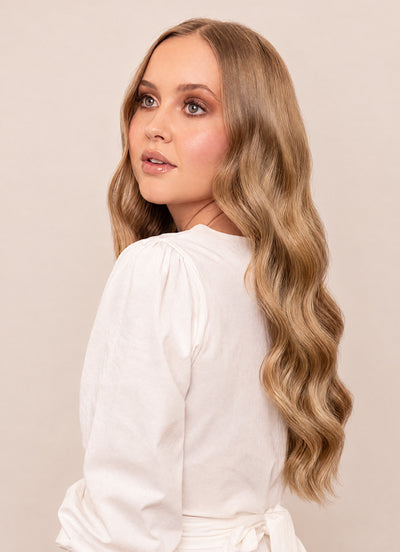 20 inch Full Volume Clip in Hair Extensions #18 Golden Blonde